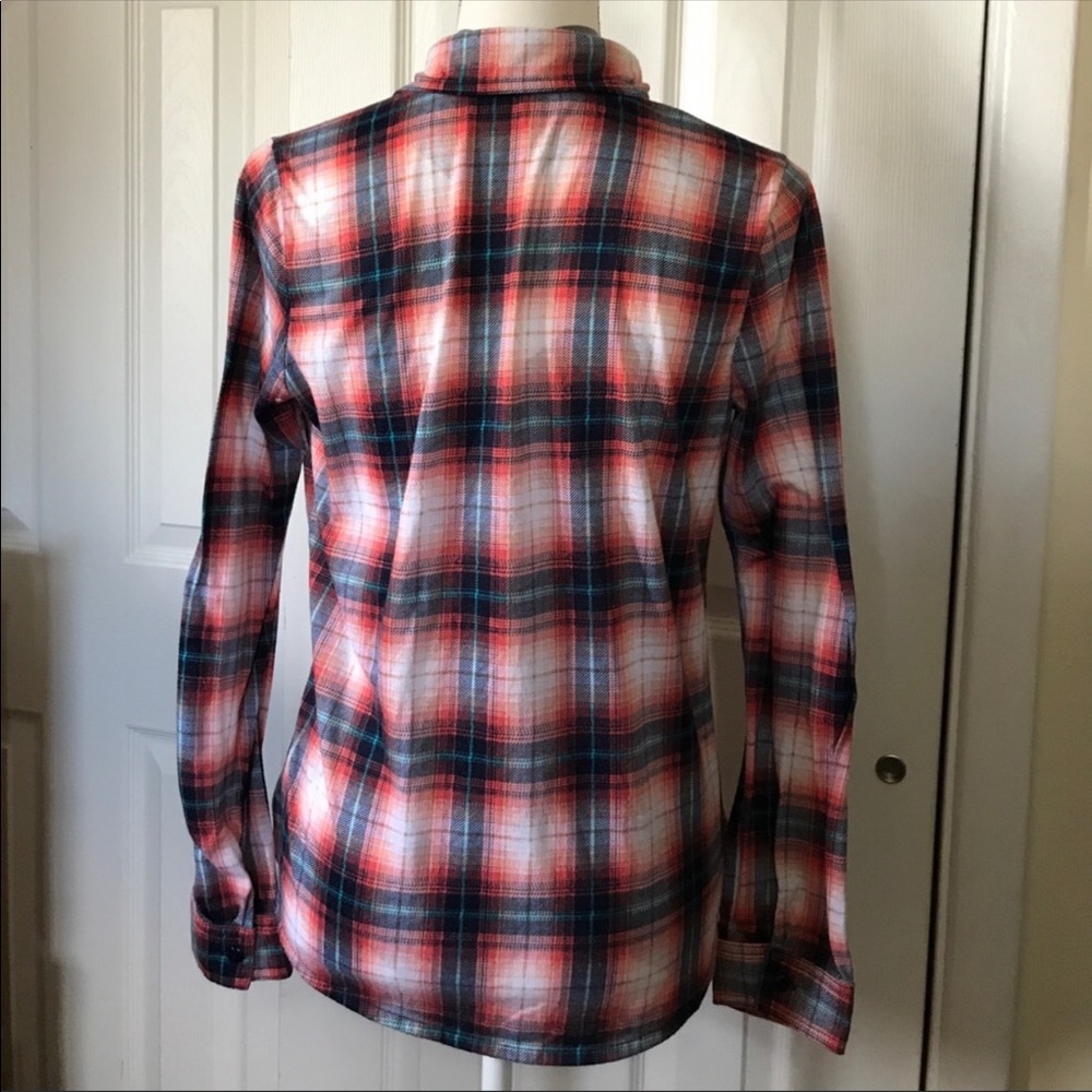 Plaid Top - Picture 5 of 6